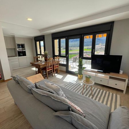 Apartamentos Montejurra 에이귀 외부 사진