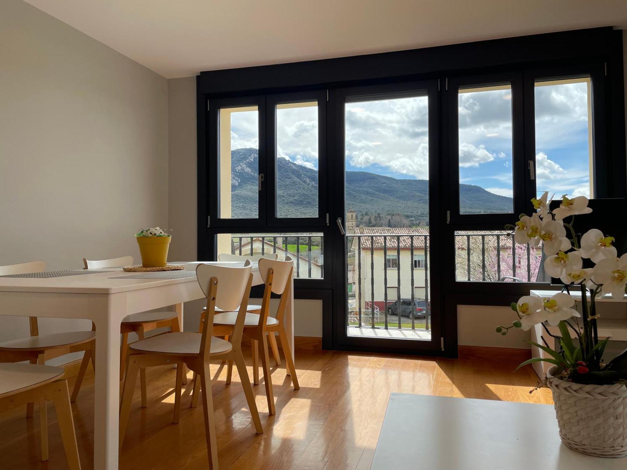 Apartamentos Montejurra 에이귀 외부 사진