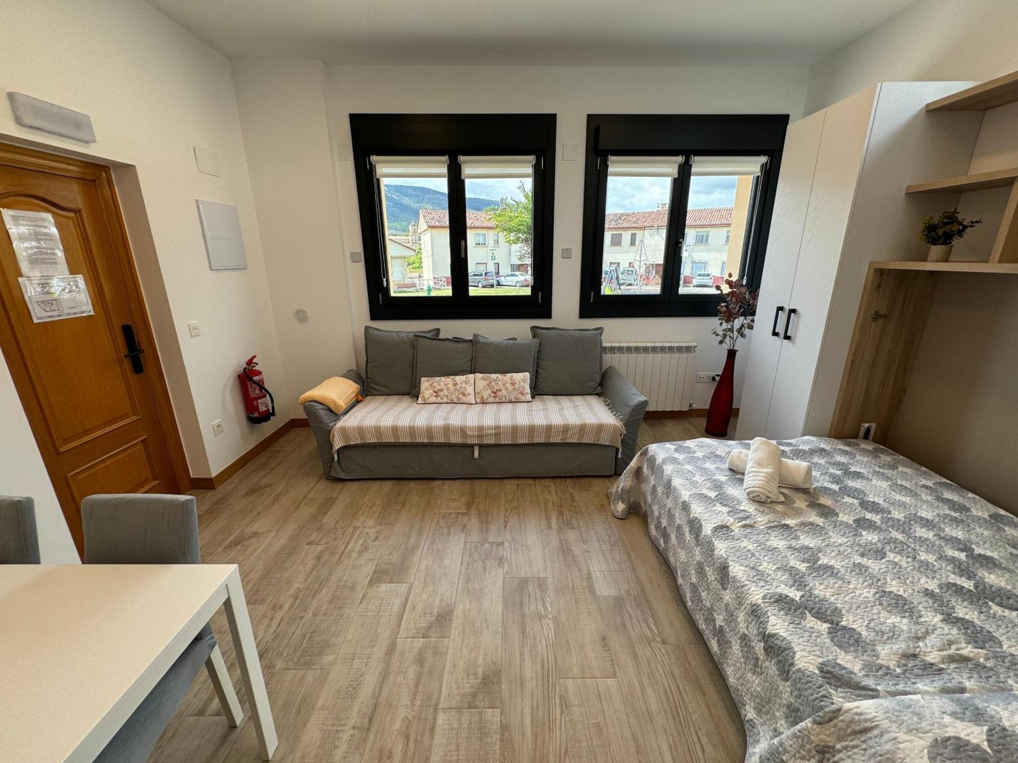 Apartamentos Montejurra 에이귀 외부 사진